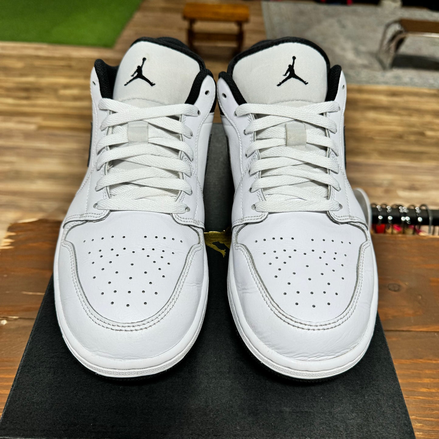 Jordan 1 Low 'White Black' Size 11.5