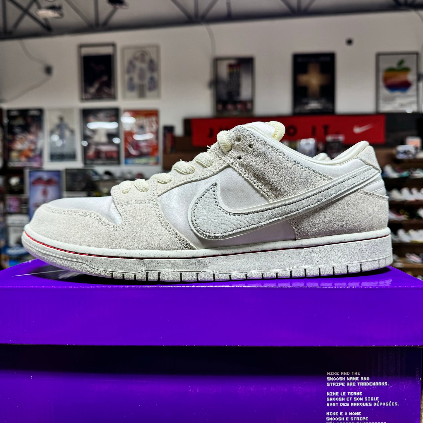 Nike SB Dunk Low 'City of Love - Light Bone' Size 11.5