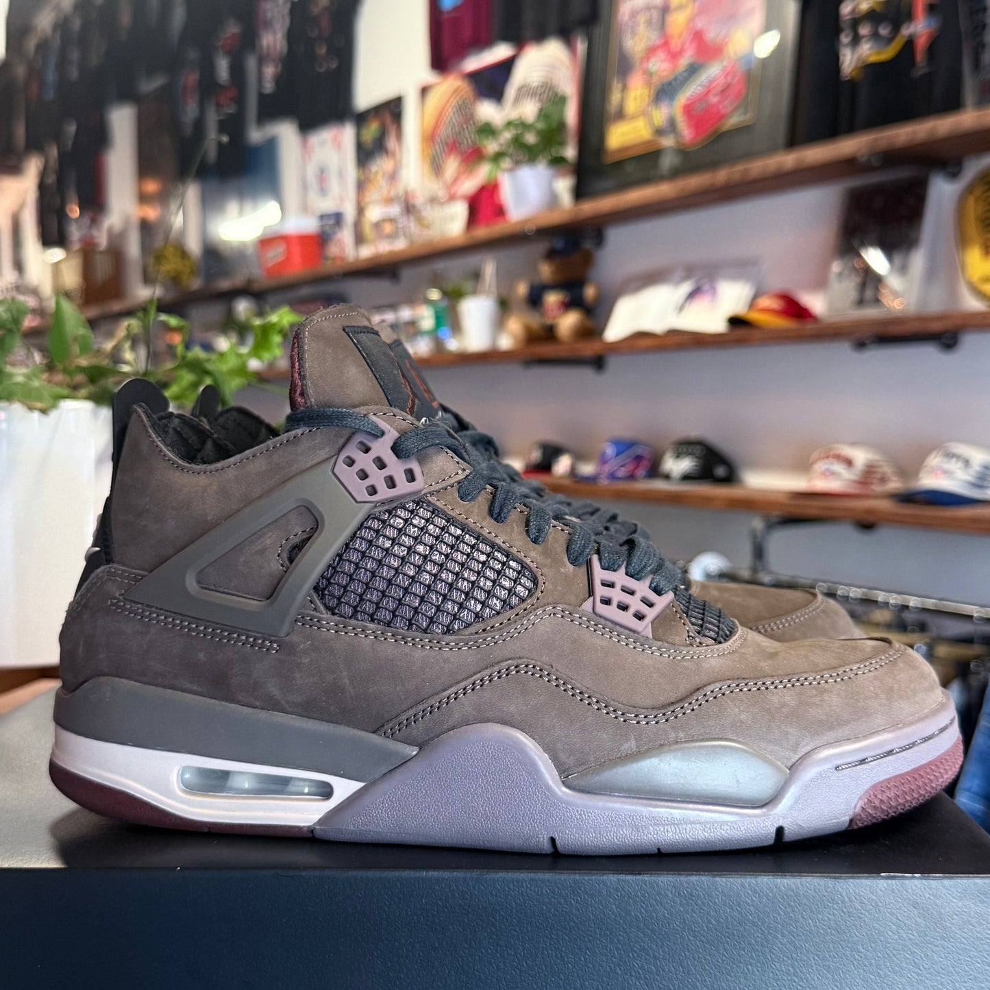 Jordan 4 'A-Ma-Maniere Dark Mocha' Size 10
