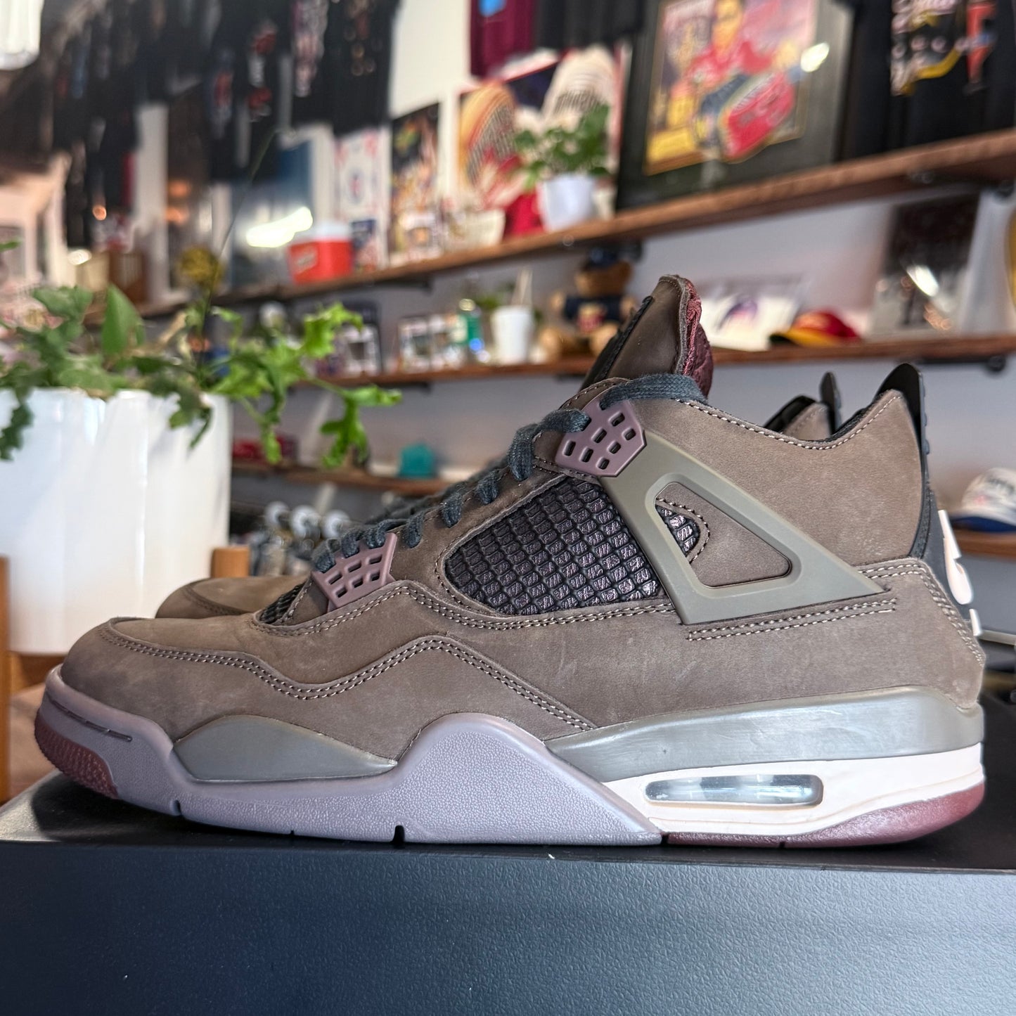 Jordan 4 'A-Ma-Maniere Dark Mocha' Size 10