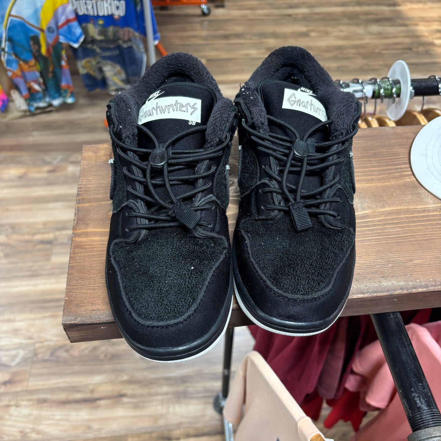 Nike SB Dunk Low 'Gnarhunter' Size 10.5
