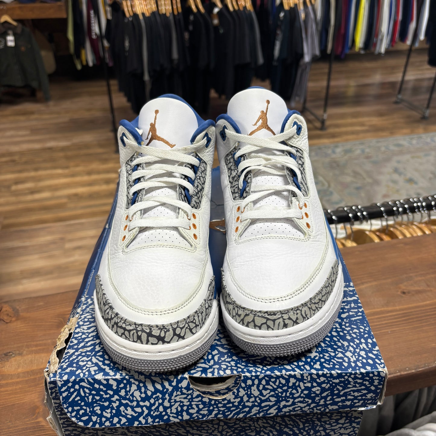 Jordan 3 'Wizards' Size 11.5