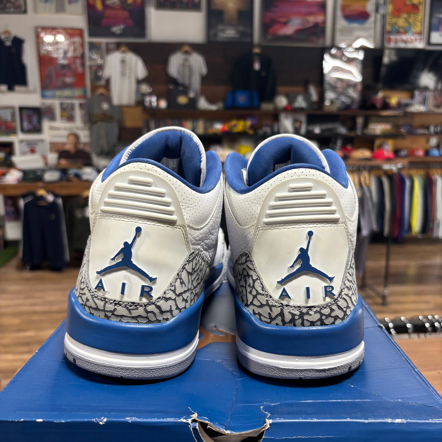Jordan 3 'Wizards' Size 11.5
