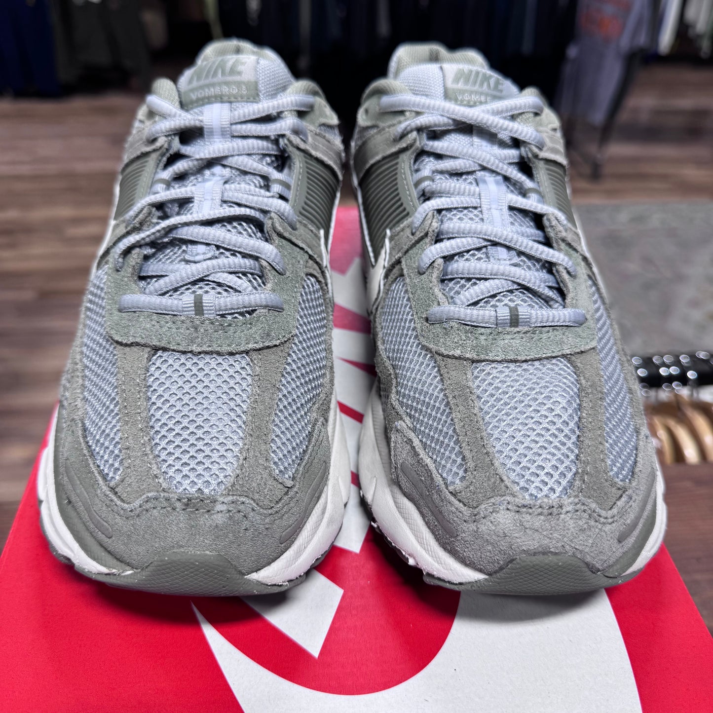 Nike Vomero 5 'Dark Stucco' Size 9.5