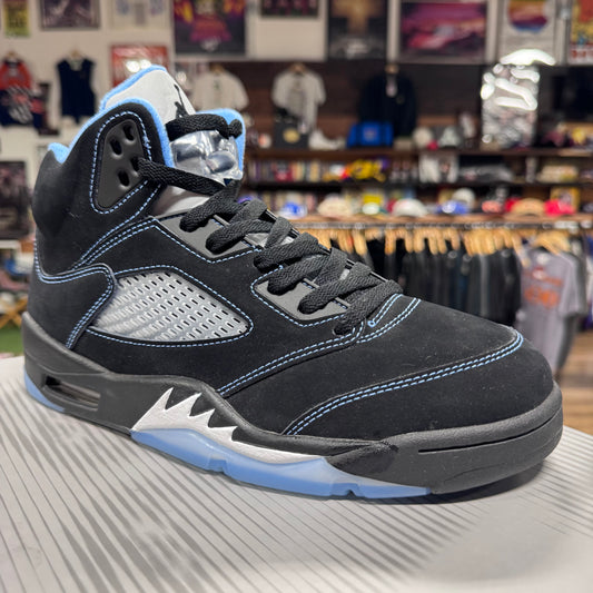 Jordan 5 'Black University Blue' Size 8.5