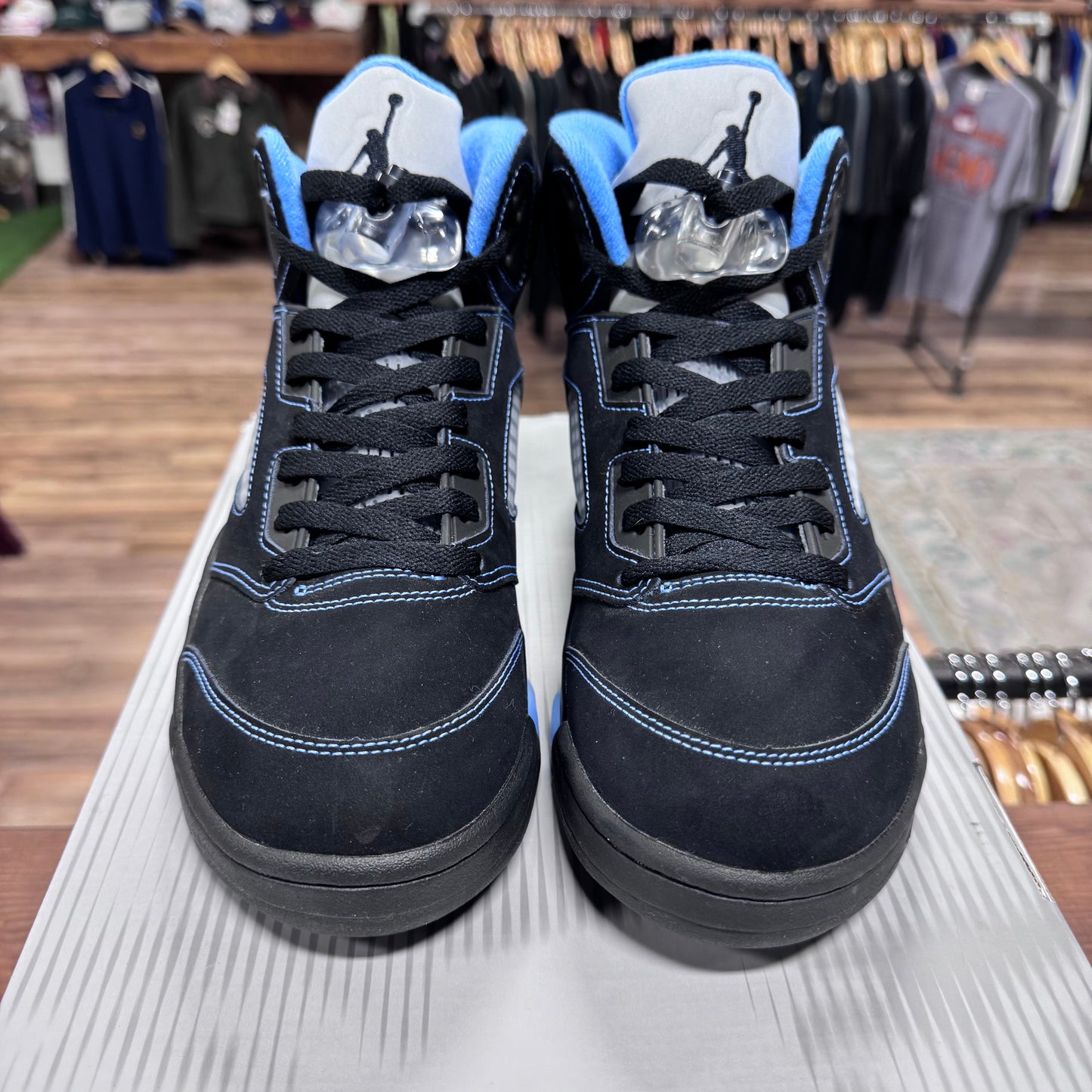 Jordan 5 'Black University Blue' Size 8.5