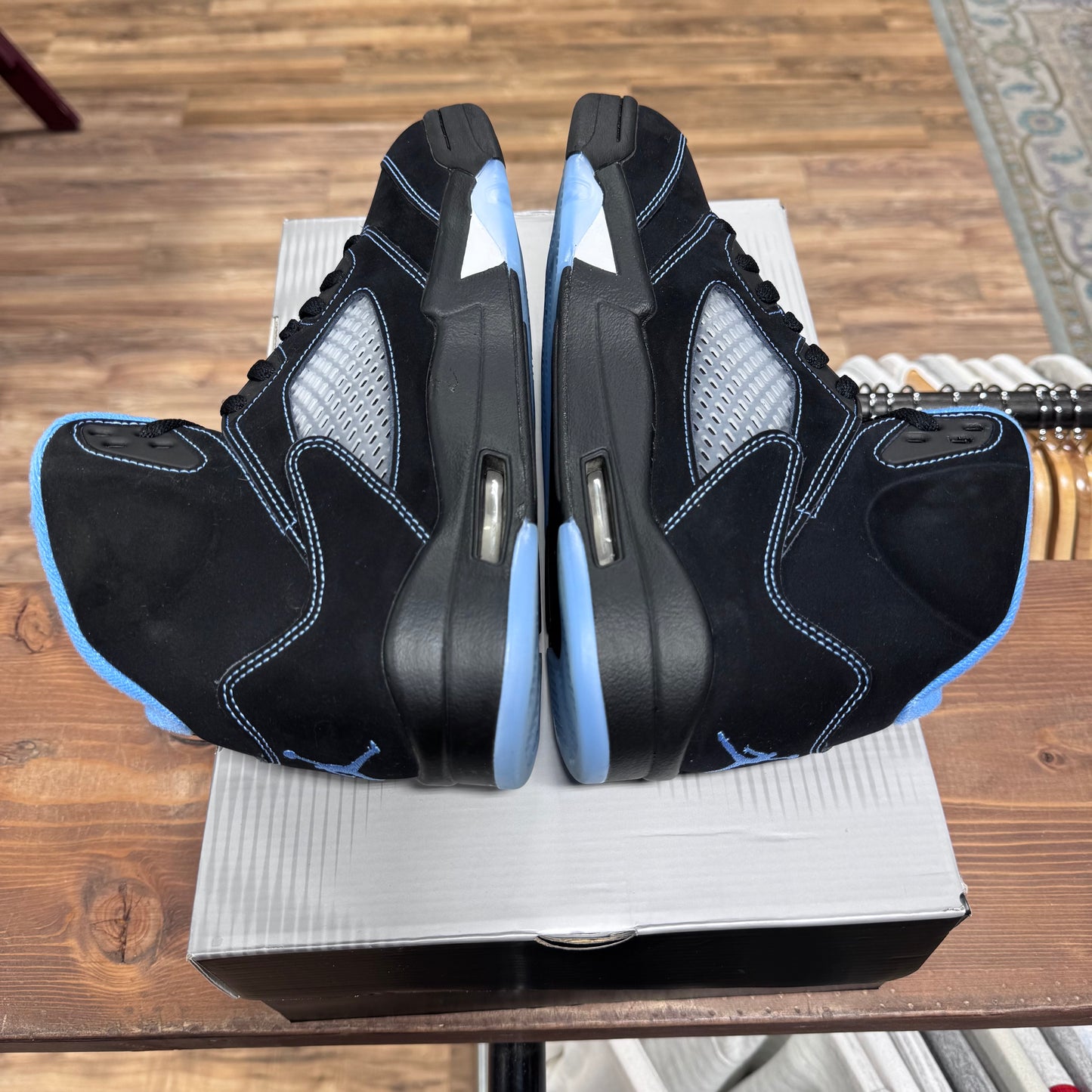 Jordan 5 'Black University Blue' Size 8.5