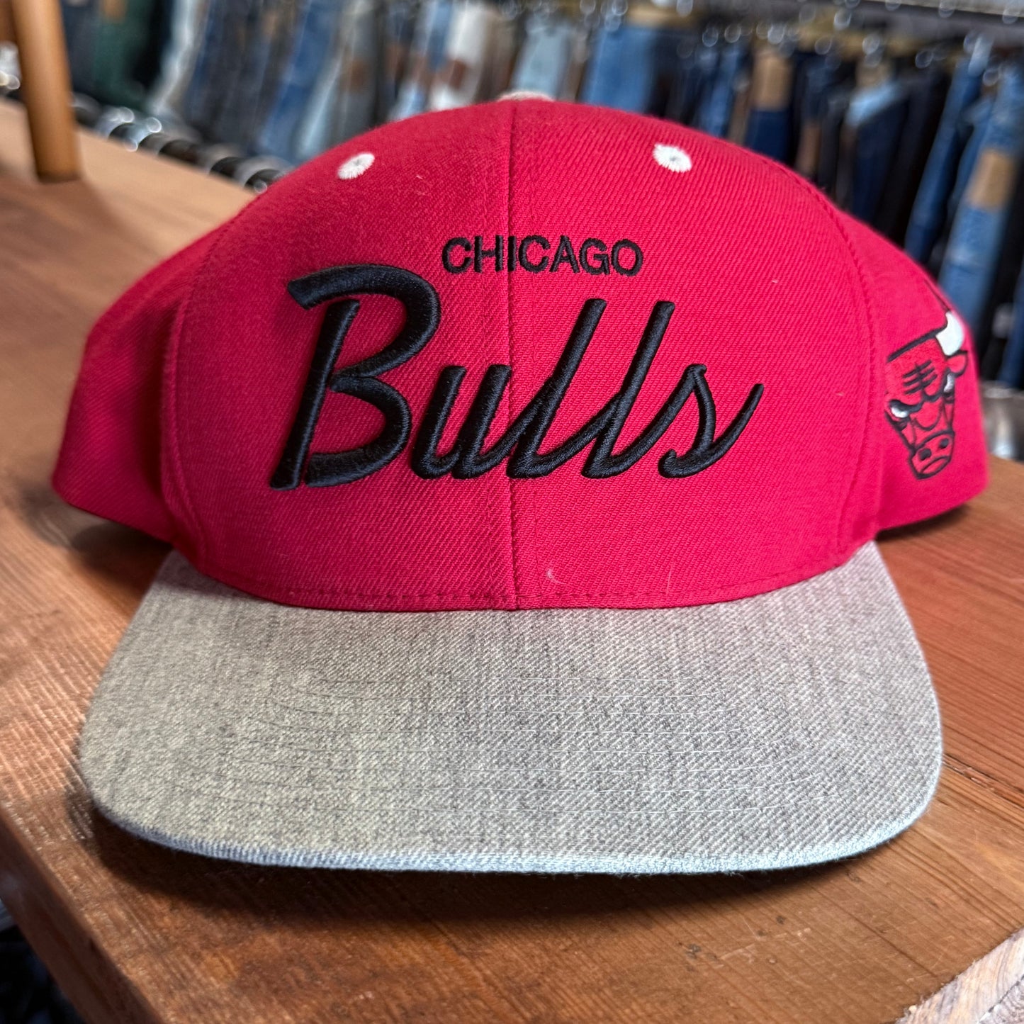 Mitchell & Ness Chicago Bulls Script Logo Snapback