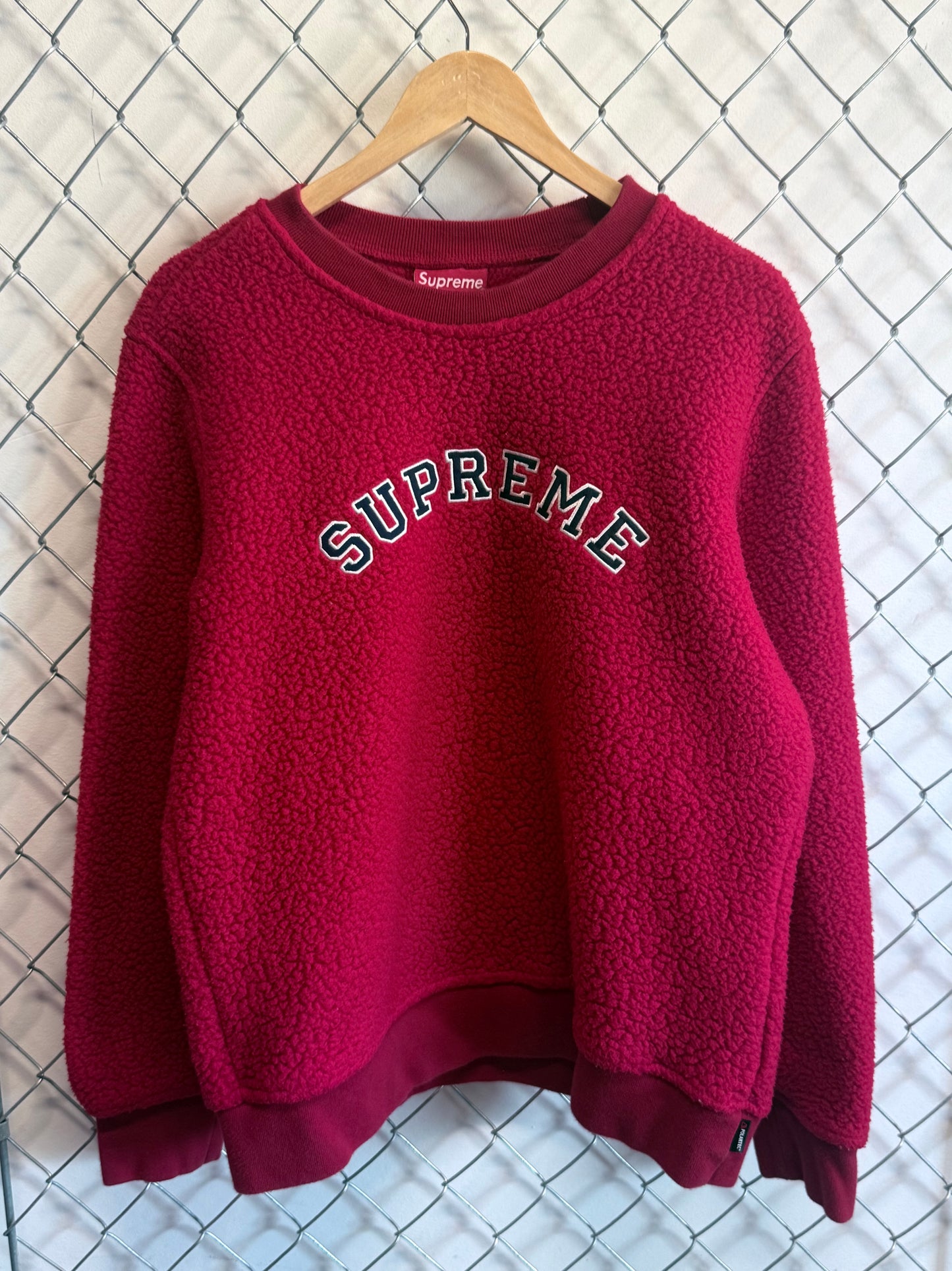 Supreme FW17 Polartec Deep Pile Red Crewneck Sweater Size Medium