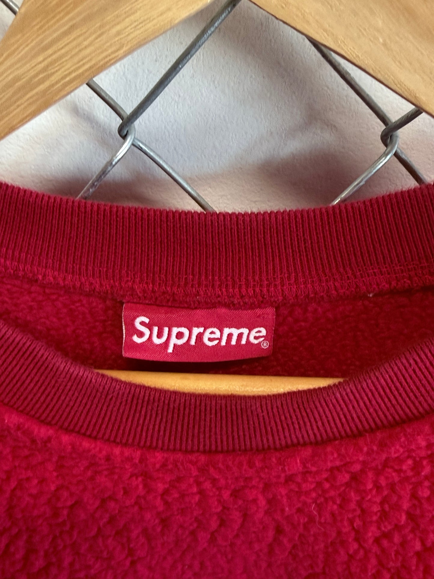 Supreme FW17 Polartec Deep Pile Red Crewneck Sweater Size Medium