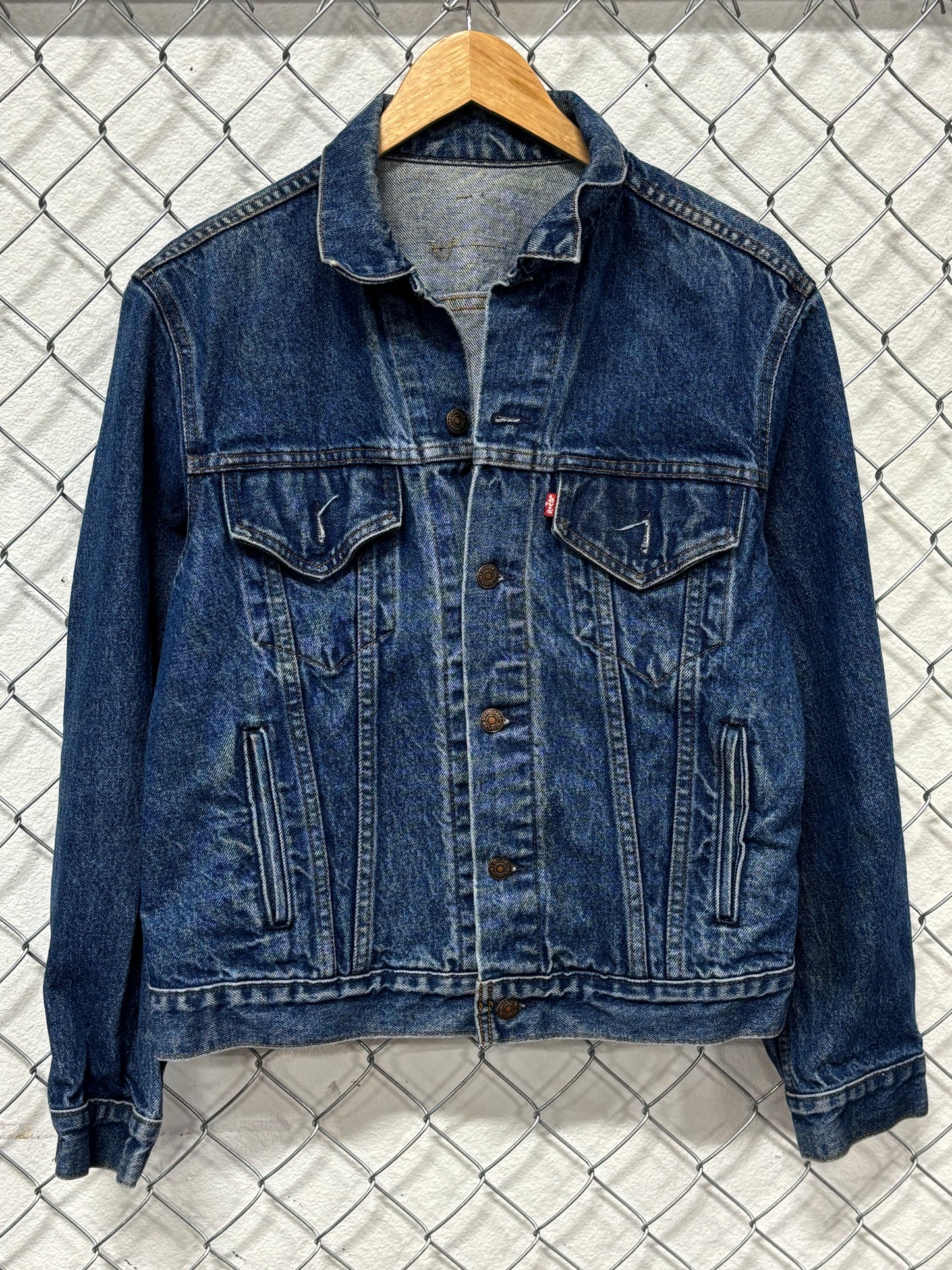 Vintage 90's Levi's Denim Trucker Jacket Made in USA Size Large