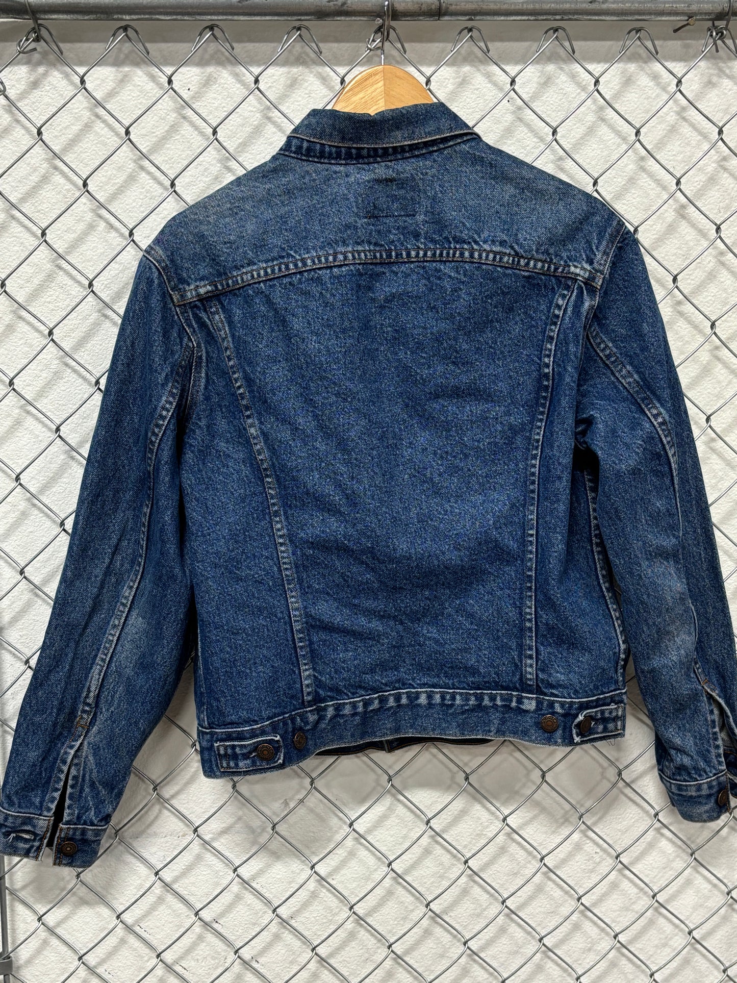 Vintage 90's Levi's Denim Trucker Jacket Made in USA Size Large
