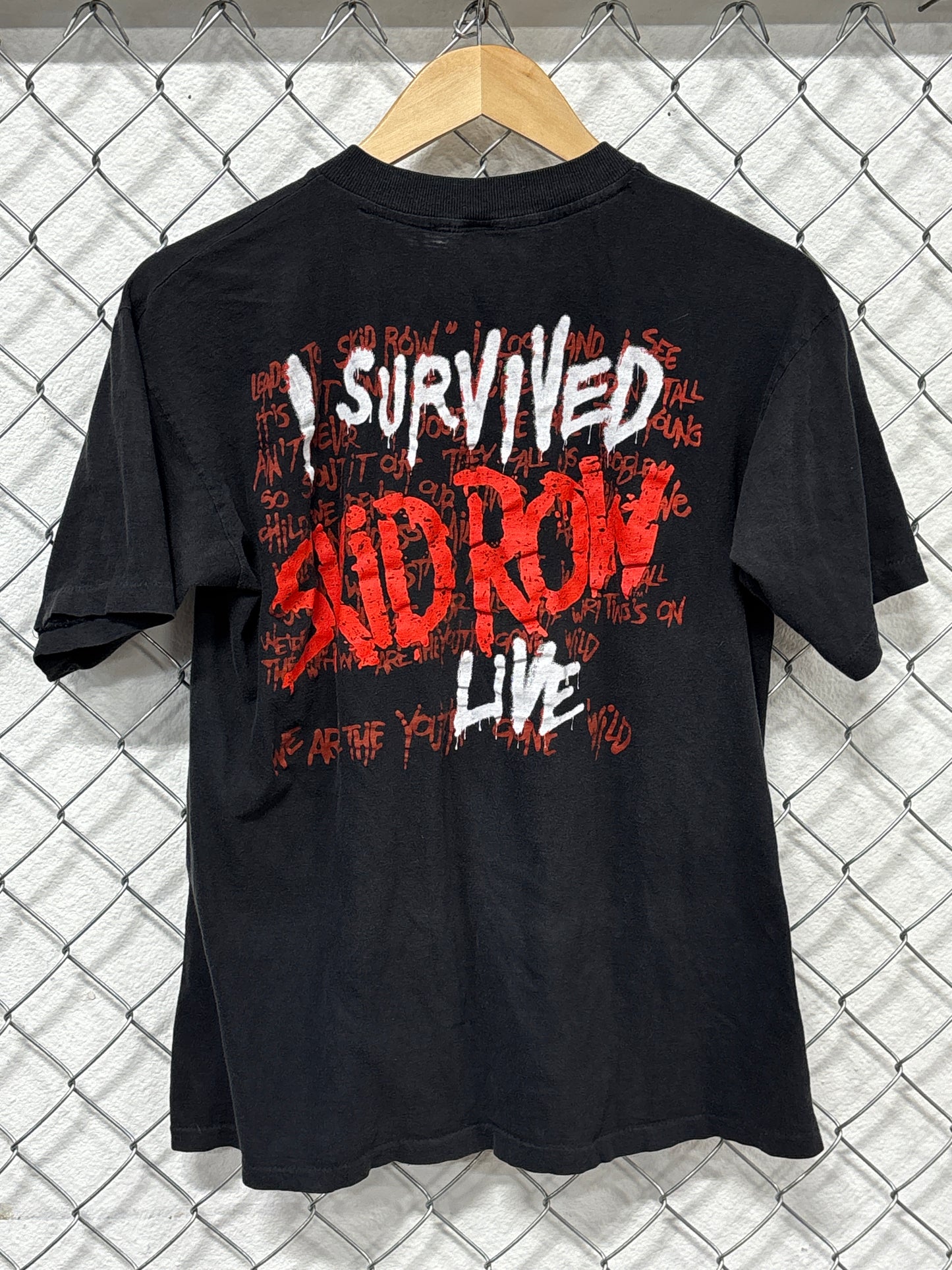 Vintage 90's Skid Row I Survived All Over Print Band Graphic Tee Size Large