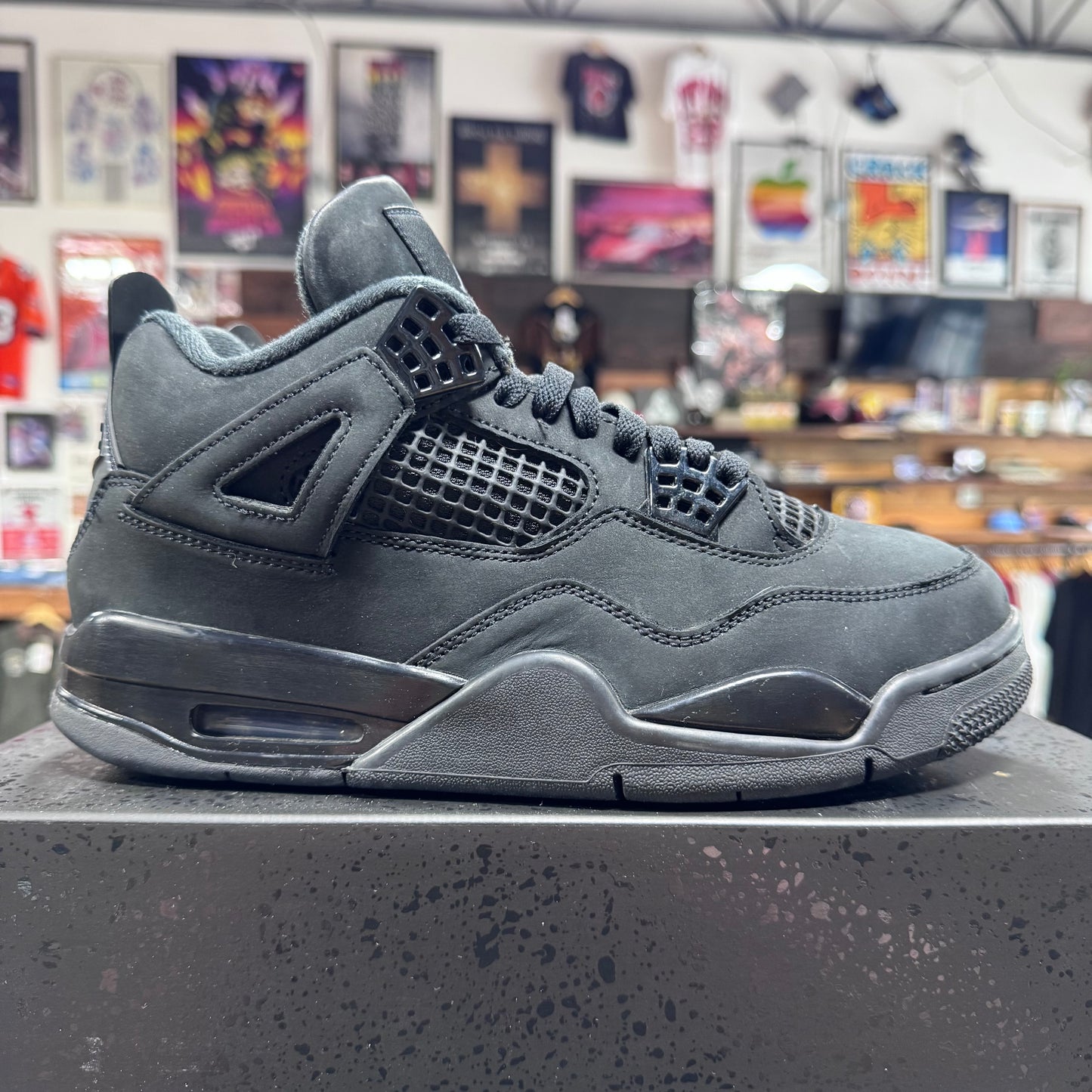 Jordan 4 'Black Cat (2025)' Size 8.5