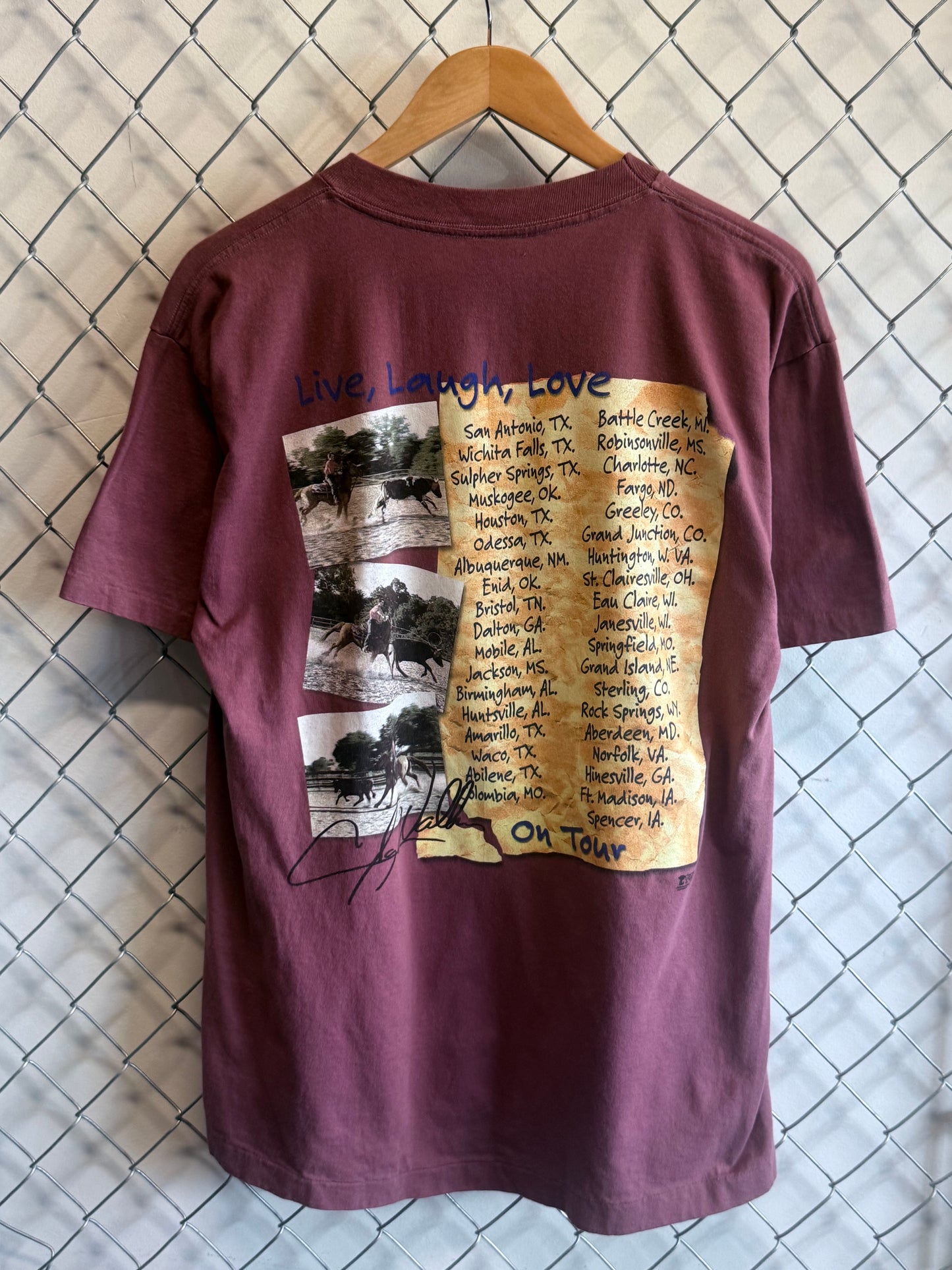Vintage 90's Clay Walker Live Laugh Love Country Music Tee Size Large
