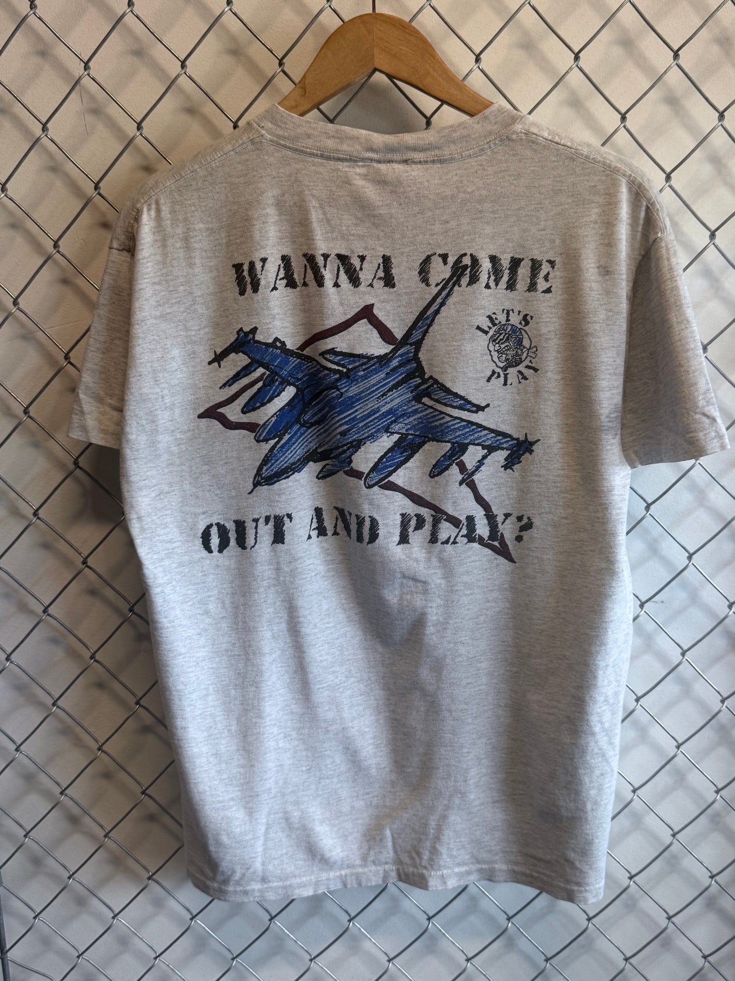 Vintage 90's Come Out and Play Fighter Pilot Jet Graphic Tee Size Medium