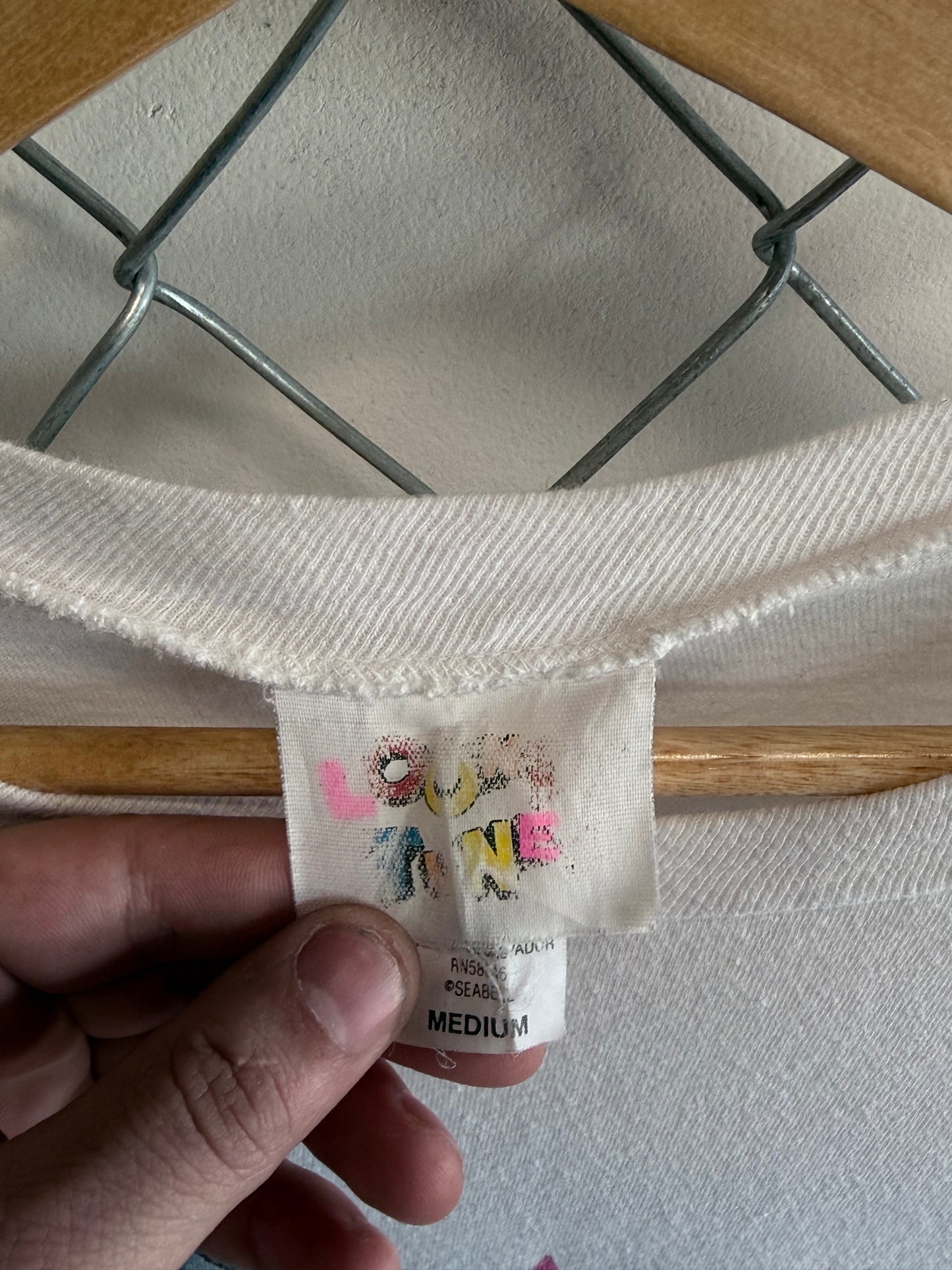 Vintage 1994 Looney Tunes Taz Bugs Bunny Long Sleeve Shirt Size Medium
