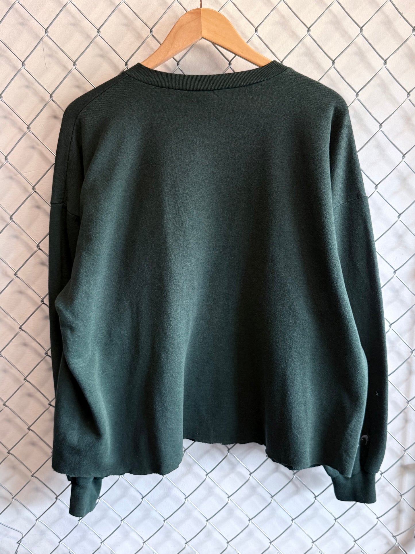 Vintage 90's Looney Tunes Taz Cropped Crewneck Sweater Size XL