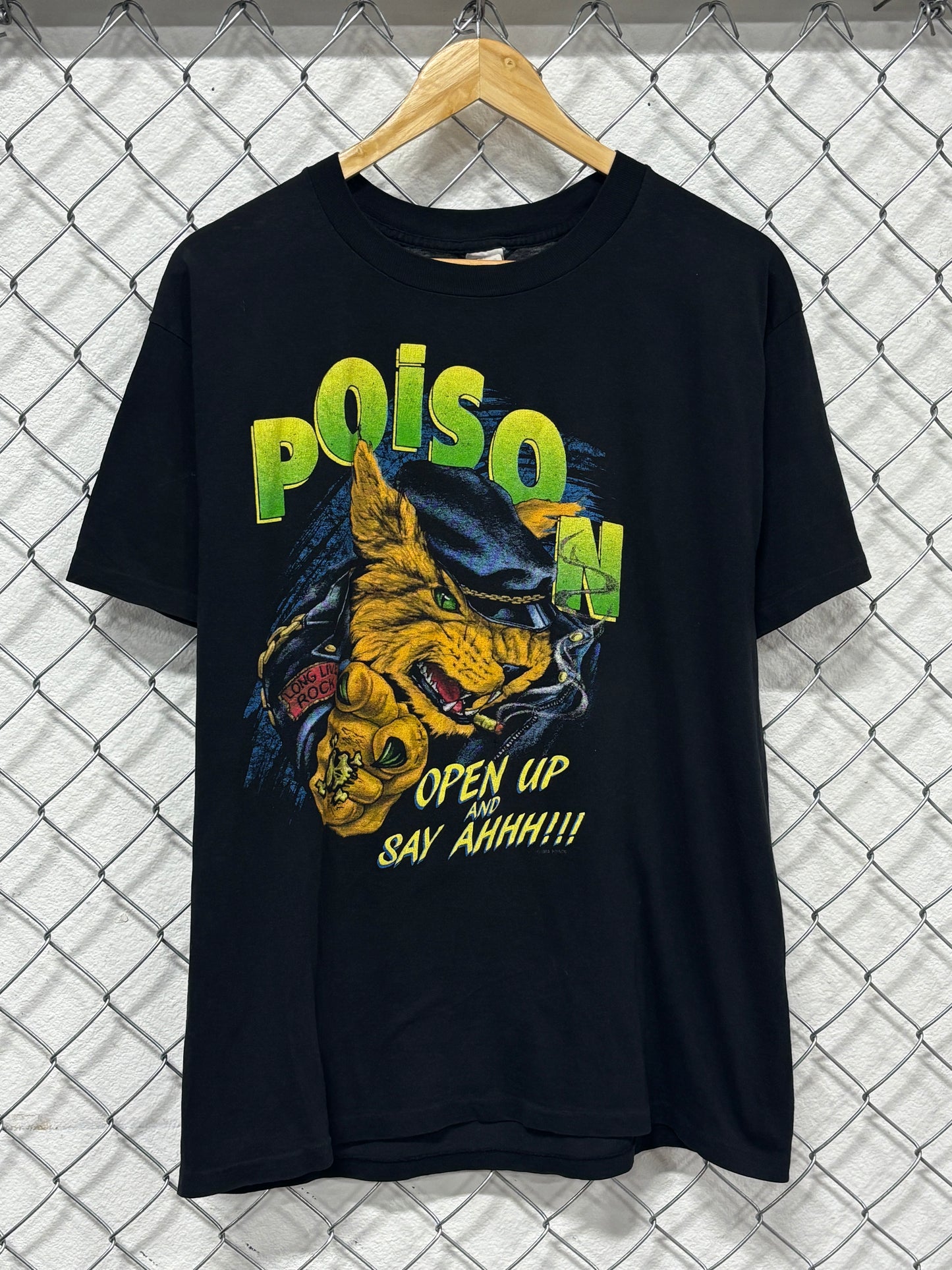 Vintage 1988 Poison Open Up and Say Ahh Band Concert Tour Tee Size XL