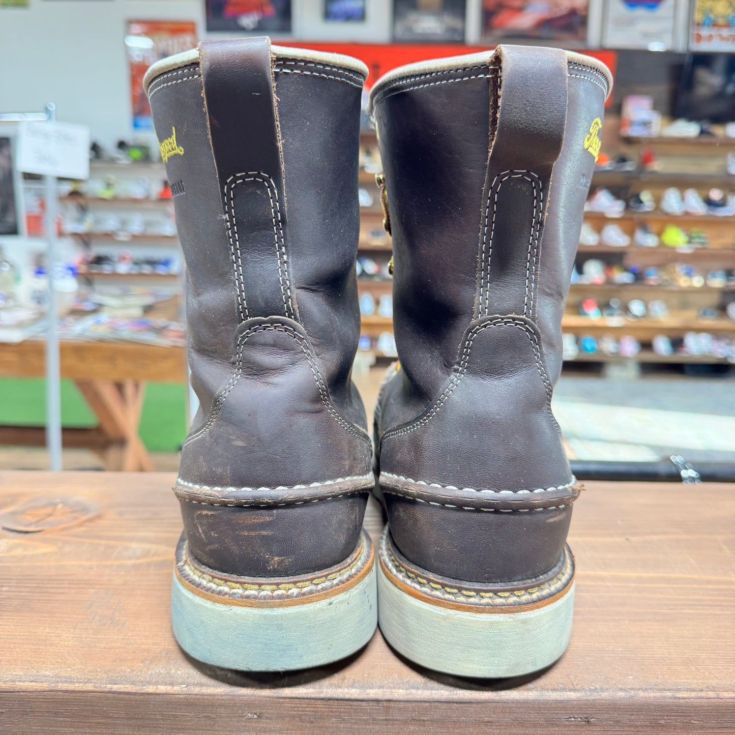 Thorogood 804-3800 Men's Steel Toe Leather Work Boots 1957 Size 8