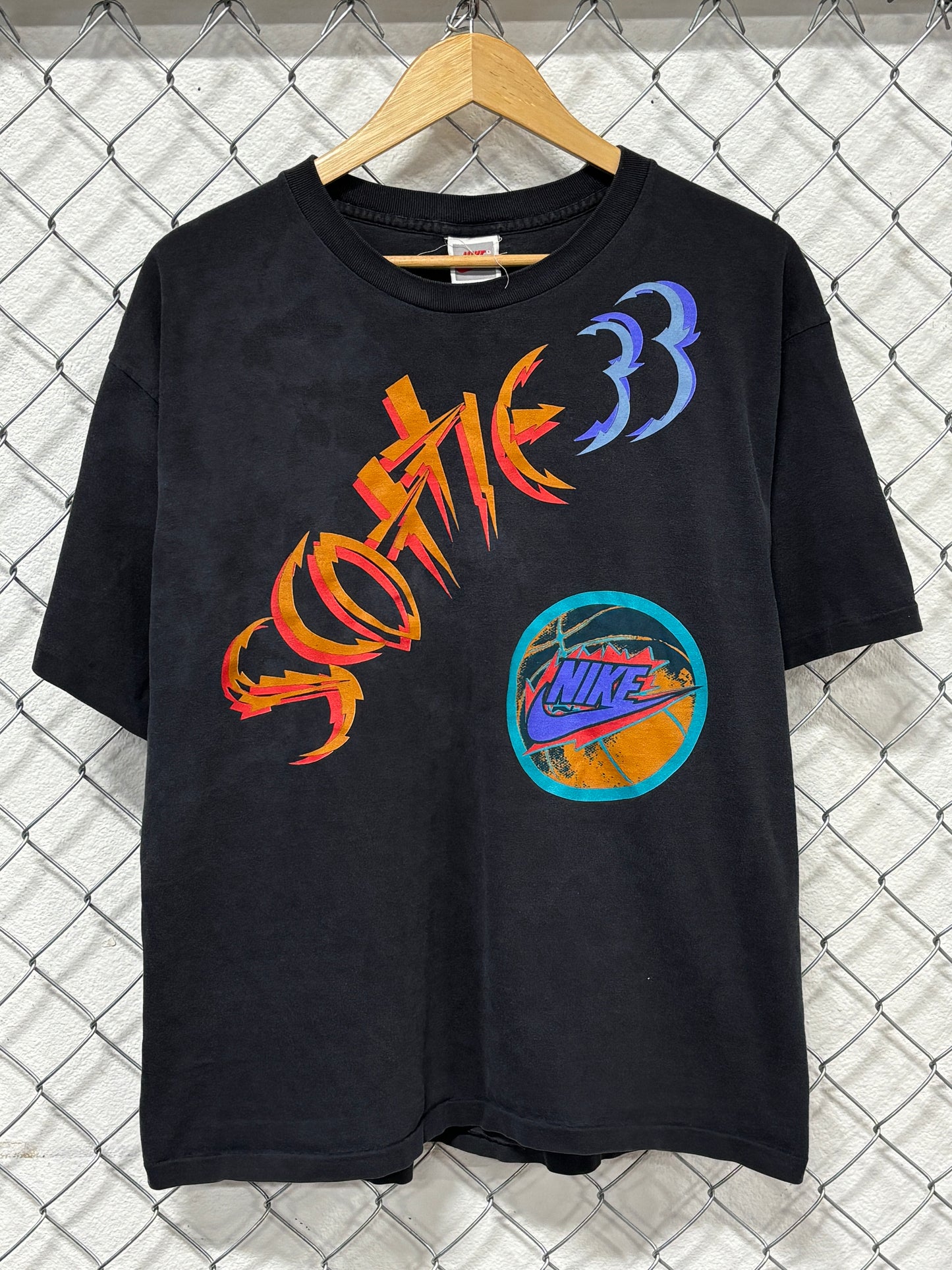 Vintage 90's Nike Silver Tag Scottie Pippen Double Sided Faded Tee Size Large