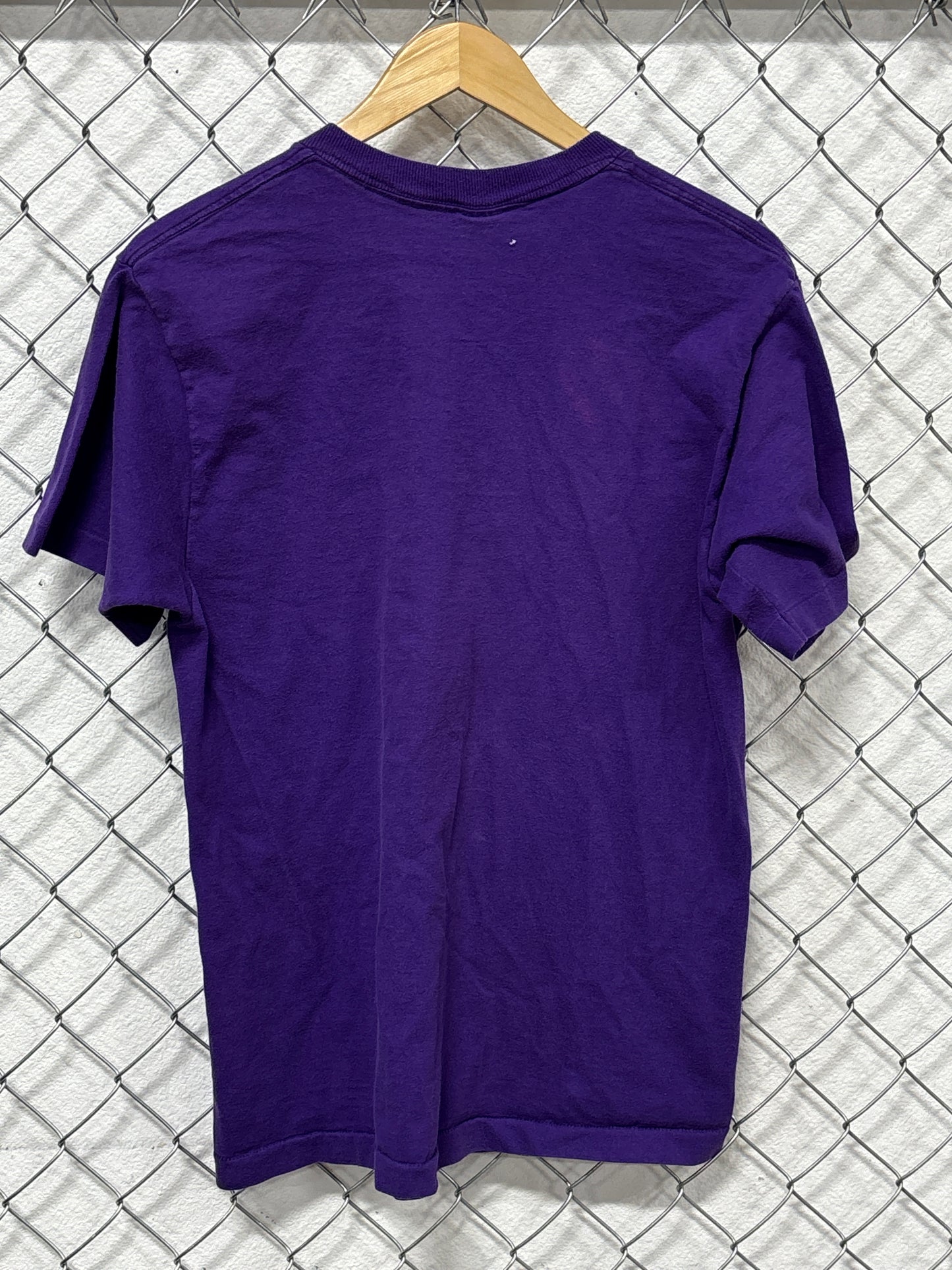 Vintage 90's Lakers Nick Van Axel Basketball Big Print Graphic Tee Size Medium