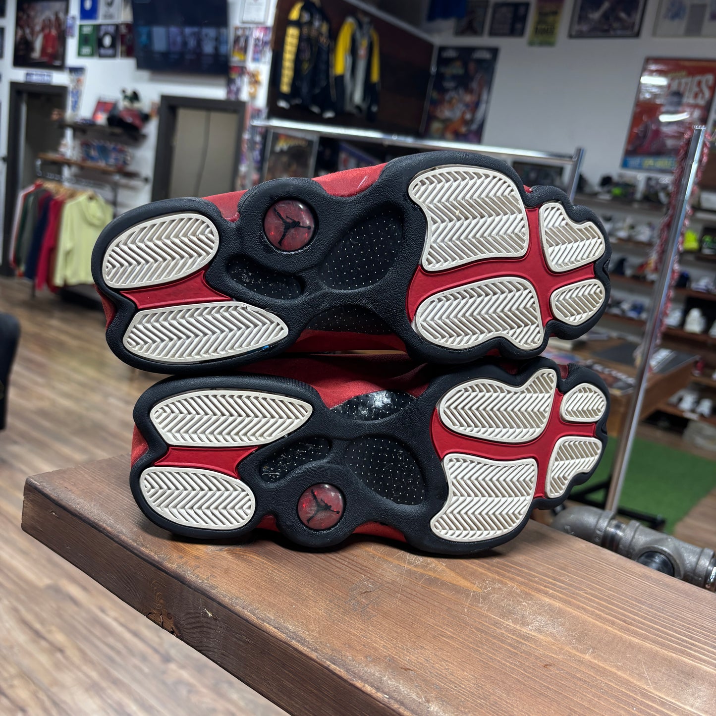 Jordan 13 'Dirty Bred' Size 9