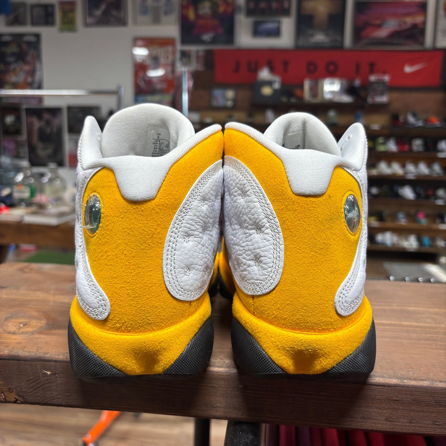 Jordan 13 'Del Sol' Size 9