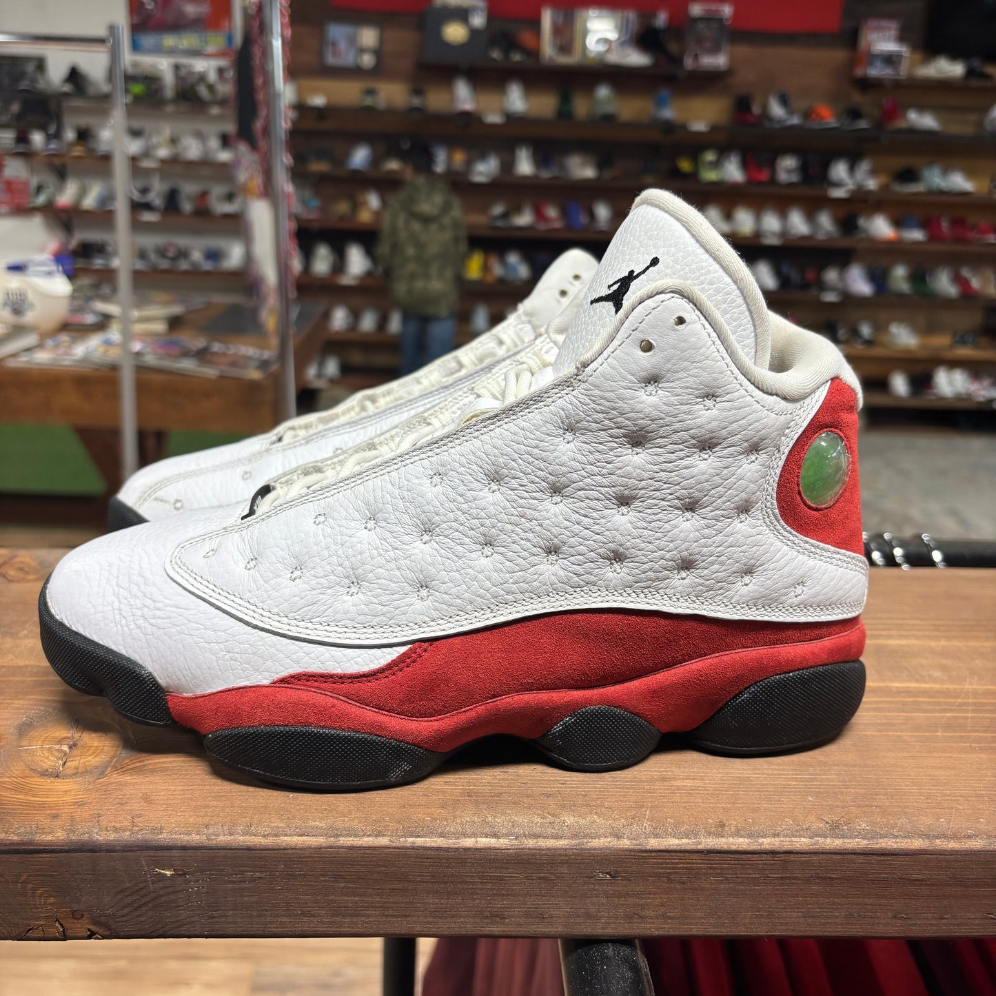 Jordan 13 'Chicago' Size 9