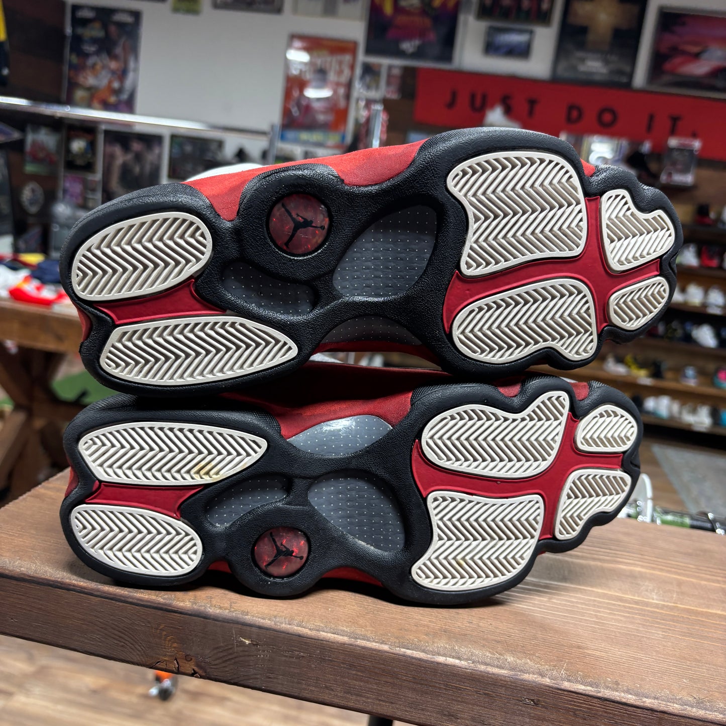 Jordan 13 'Chicago' Size 9