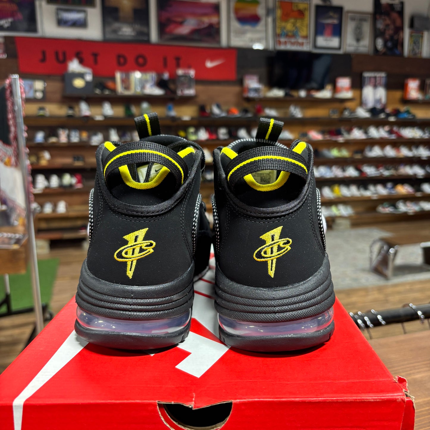 Nike Air Max Penny 1 'Lester Middle School' Size 9.5