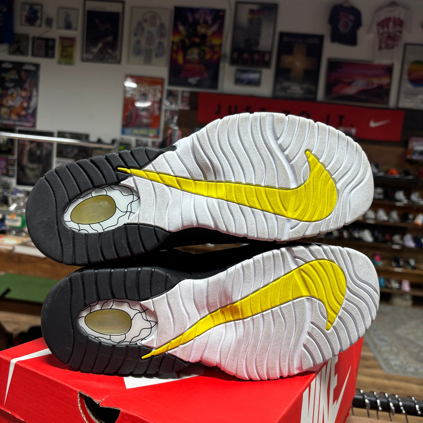 Nike Air Max Penny 1 'Lester Middle School' Size 9.5