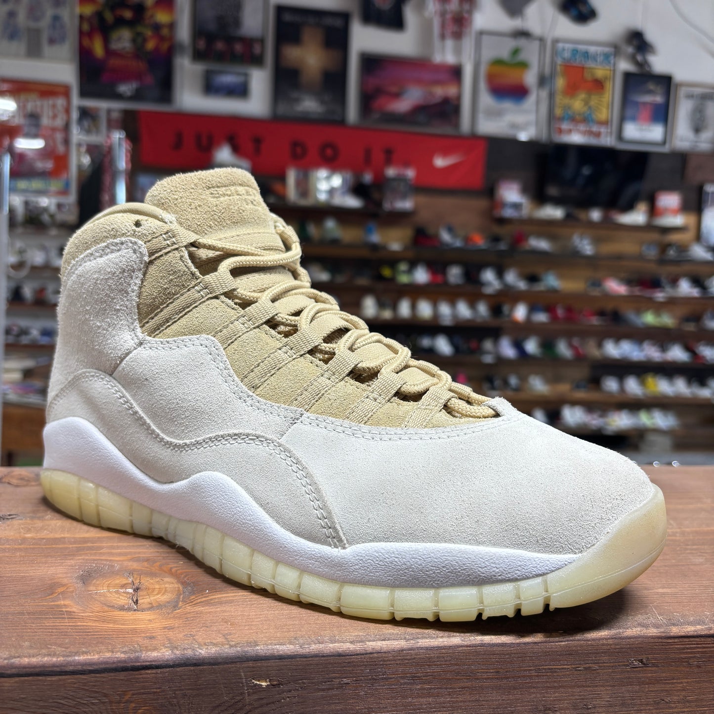 Jordan 10 'Solefly Linen' Size 9