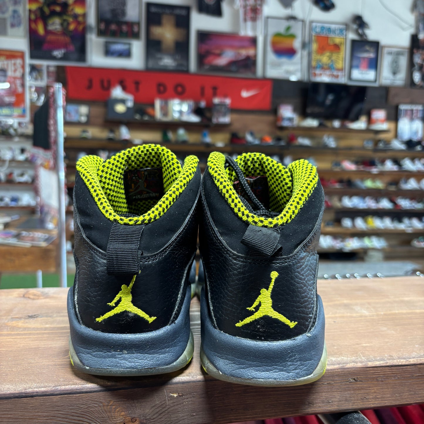 Jordan 10 'Venom' Size 8.5