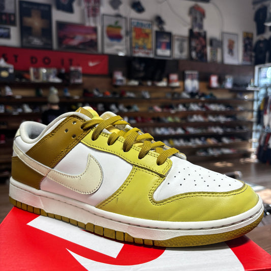 Nike Dunk Low 'Bronzine' Size 10
