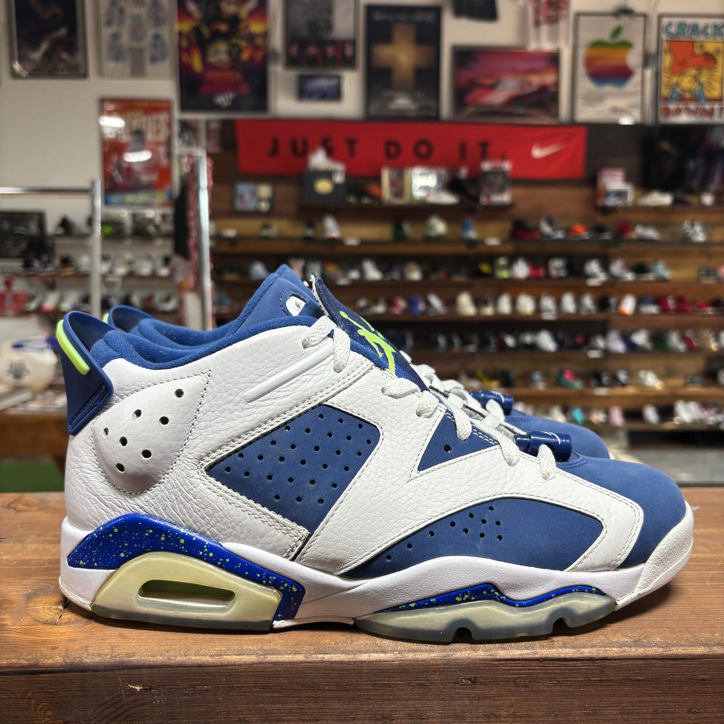 Jordan 6 Low 'Ghost Green' Size 9