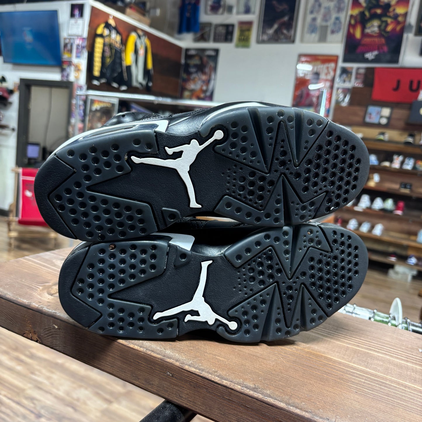 Jordan 6 'Black Cat' Size 8.5
