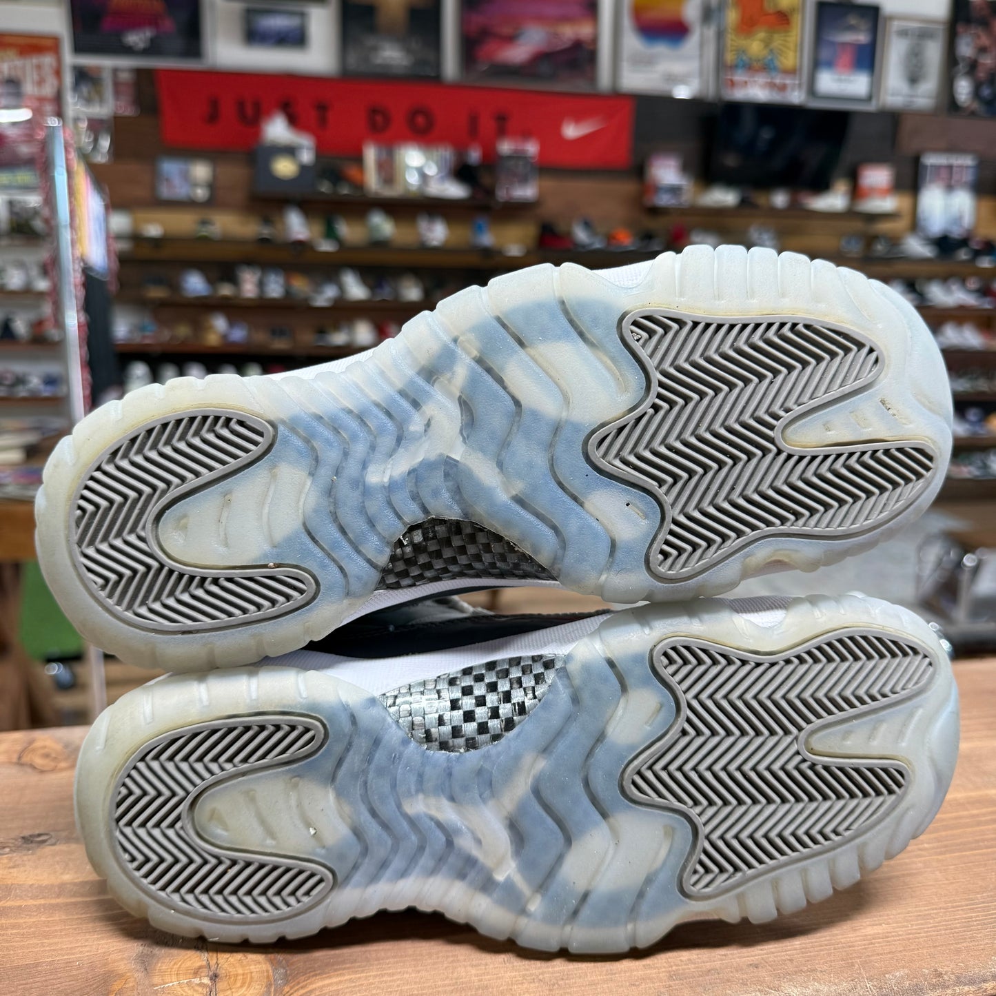 Jordan 11 'Cool Grey' Size 7Y