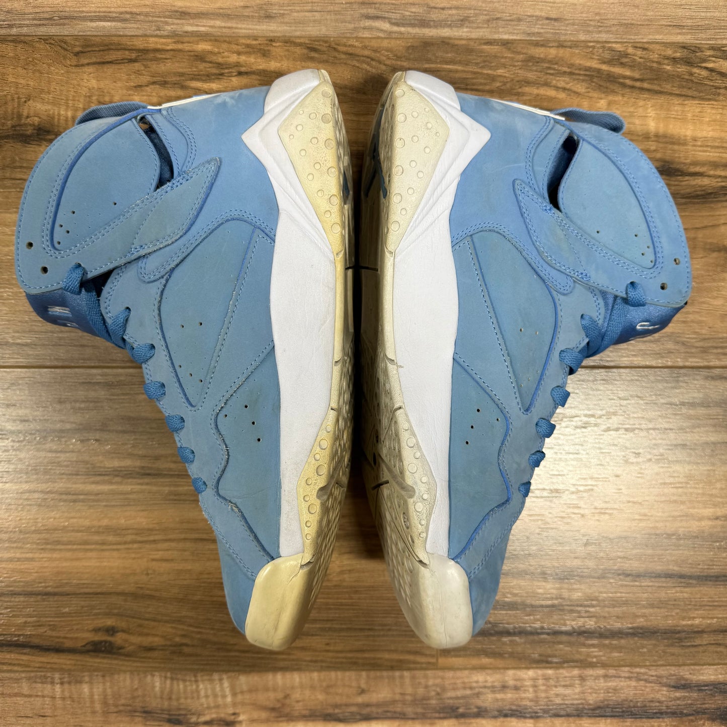 Jordan 7 'Pantone' Size 9