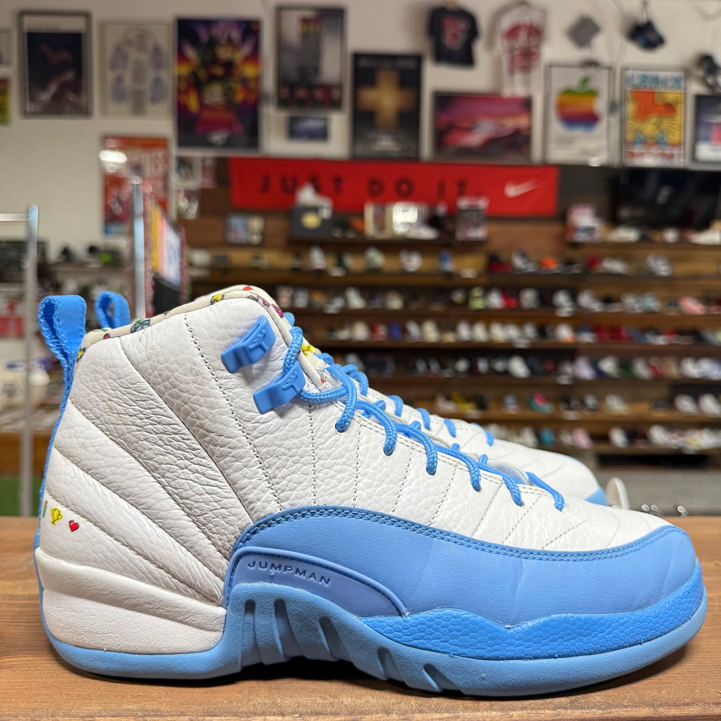 Jordan 12 'Emoji' Size 7Y
