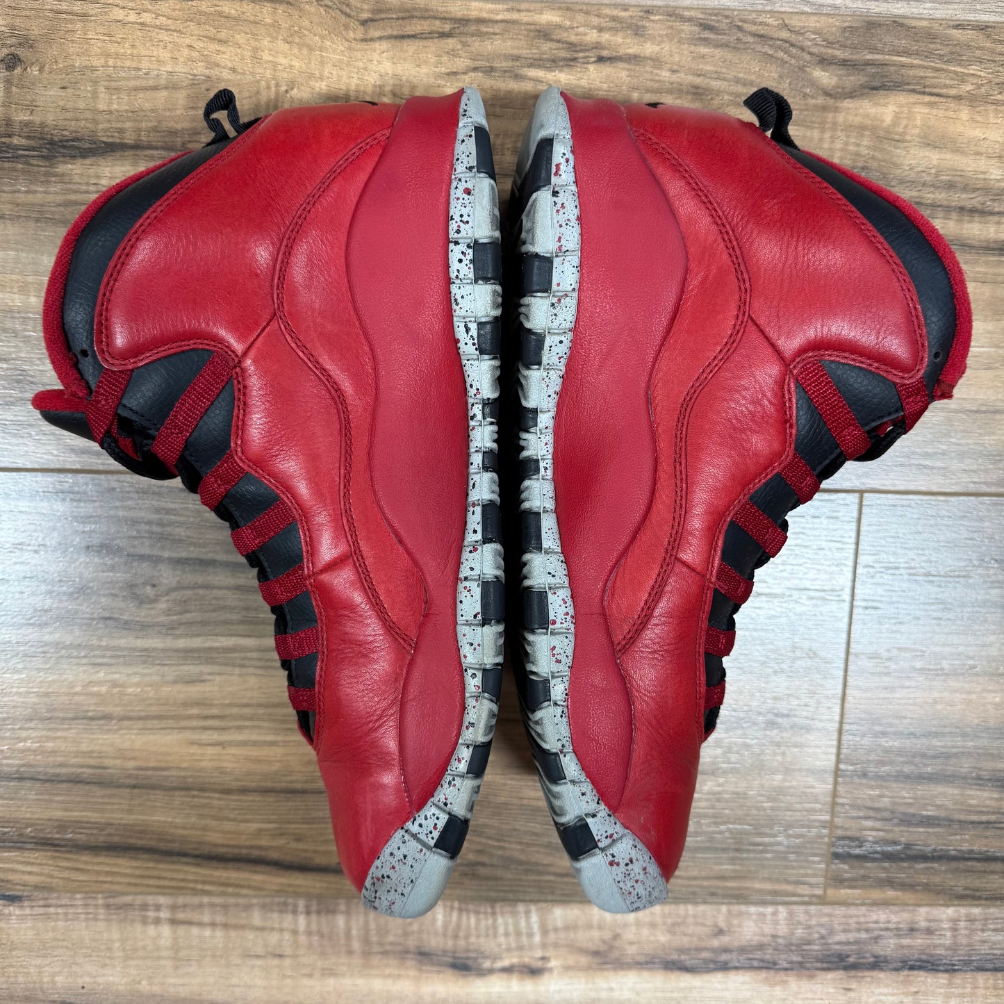 Jordan 10 'Bulls Over Broadway' Size 9.5