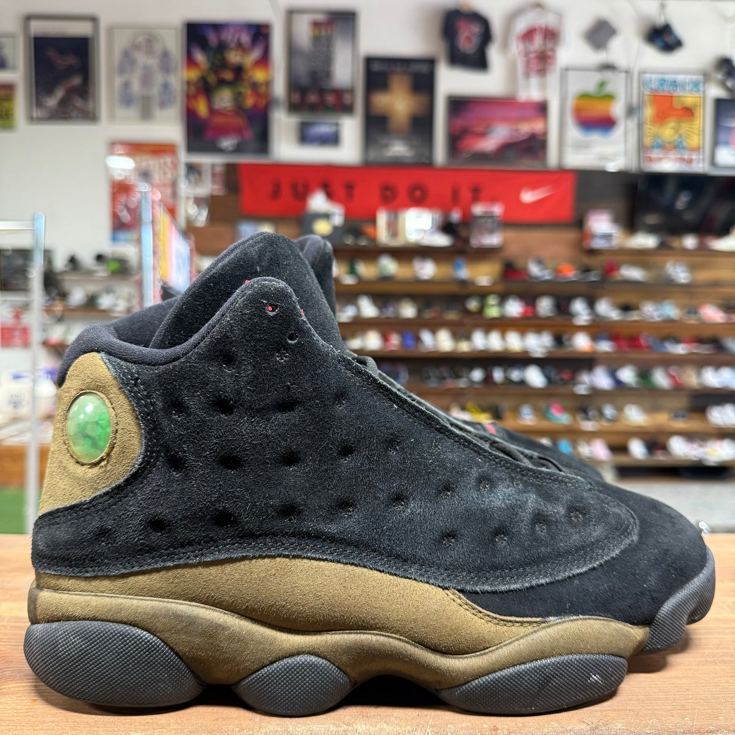 Jordan 13 'Olive' Size 9