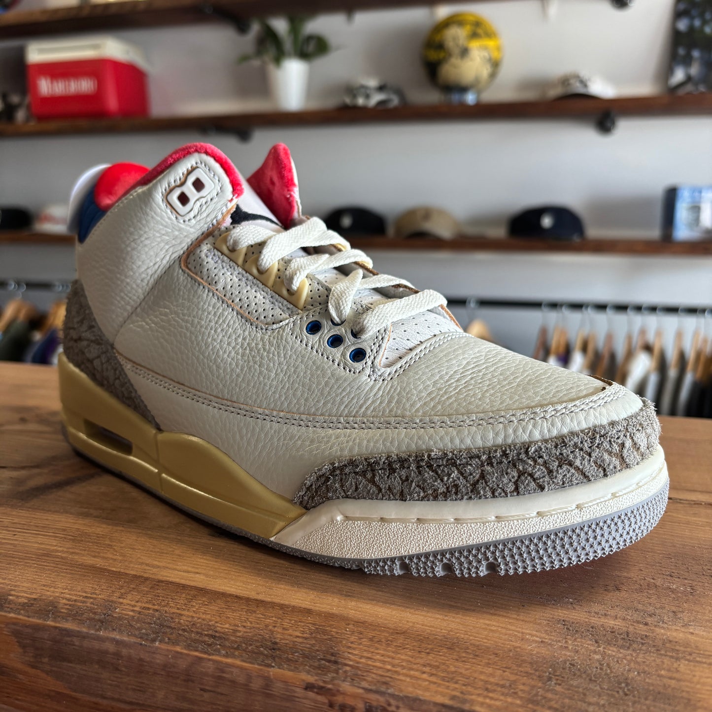 Jordan 3 'Seoul 2.0' Size 8 (DS)