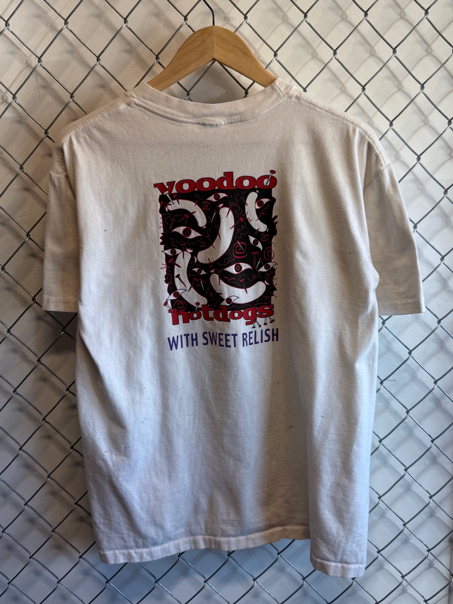Vintage 90's Voodoo Hot Dogs Graphic Tee Size Large