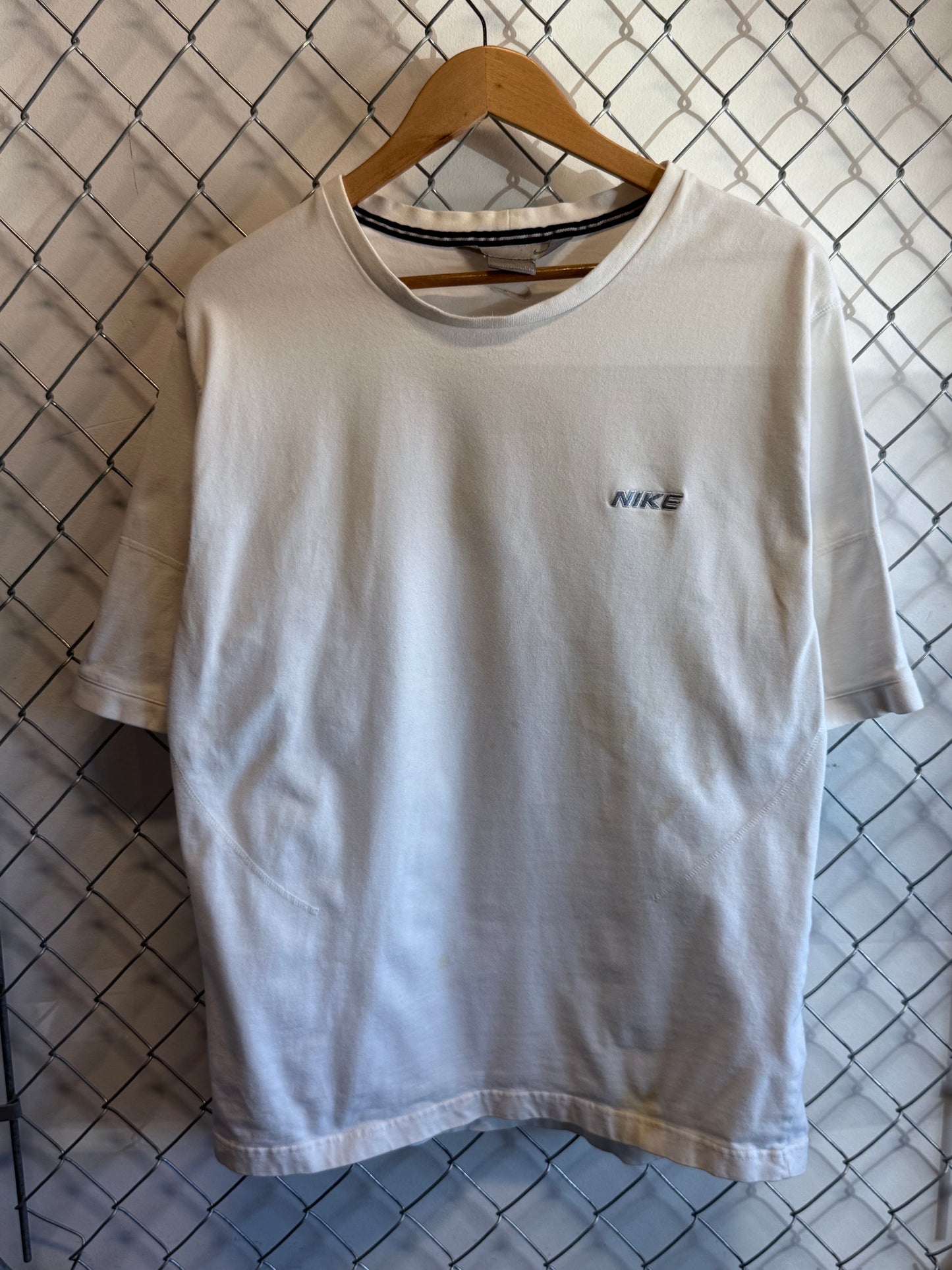 Vintage Y2K Small Spell Out Nike White Tee Size XL