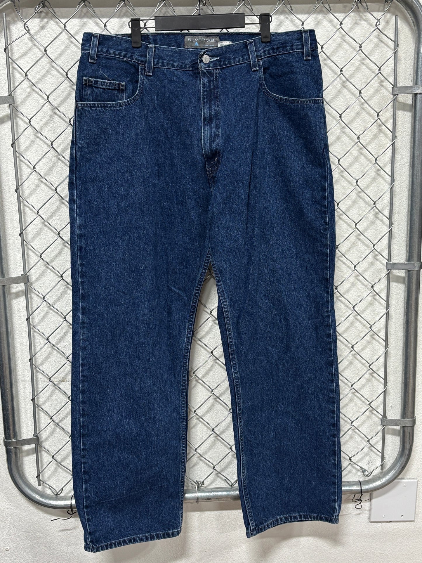 Vintage Y2K Levi's Silver Tab Medium Wash Baggy Skater Jeans Size 37x30