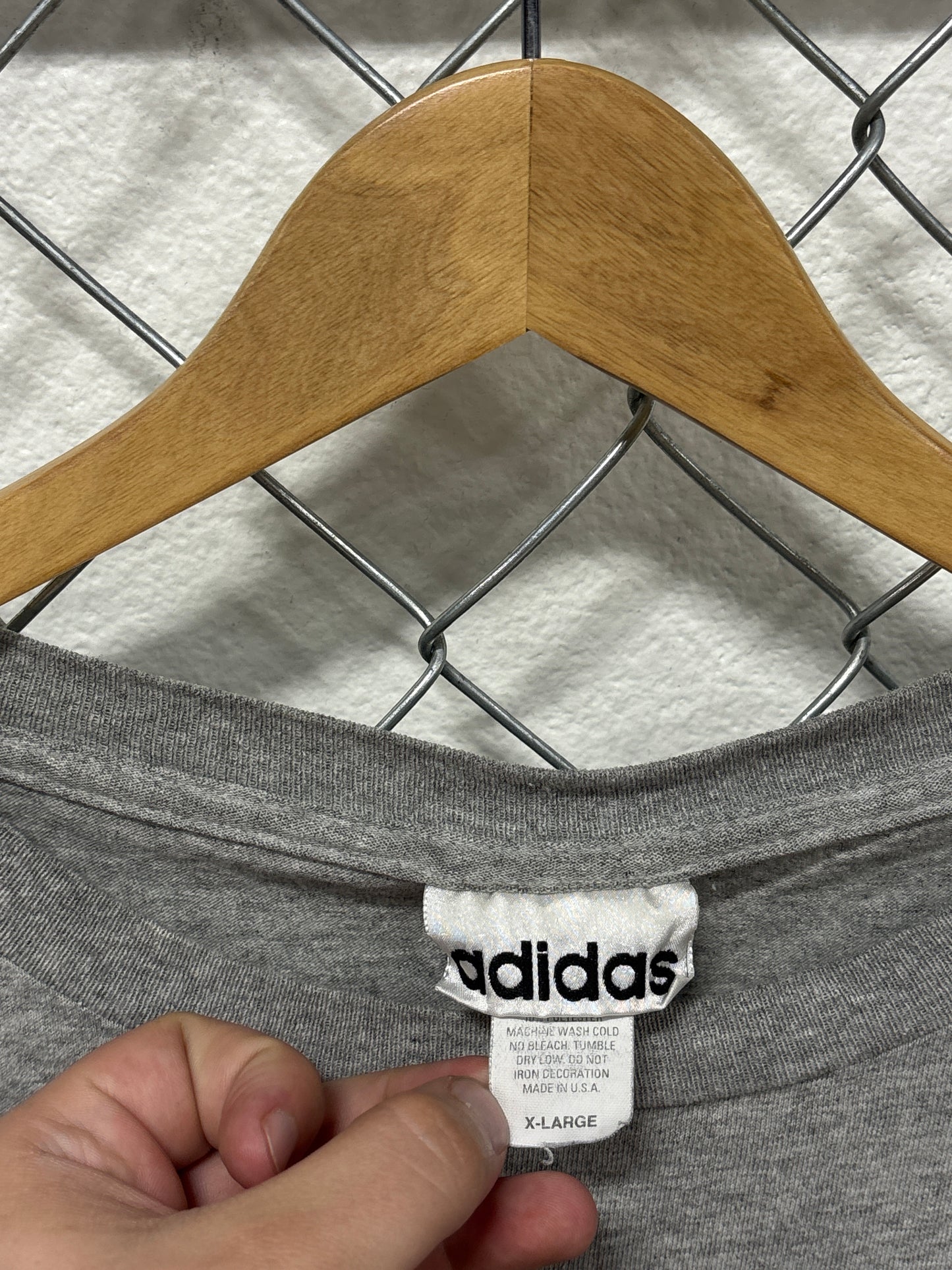 Vintage 90's Adidas Classic Trefoil Logo Graphic Tee Size XL