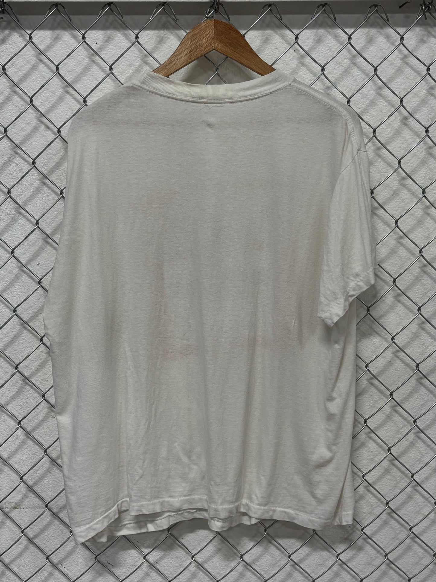 Vintage 90's Budweiser Classic Thrashed Beer Promo Graphic Tee Size Large