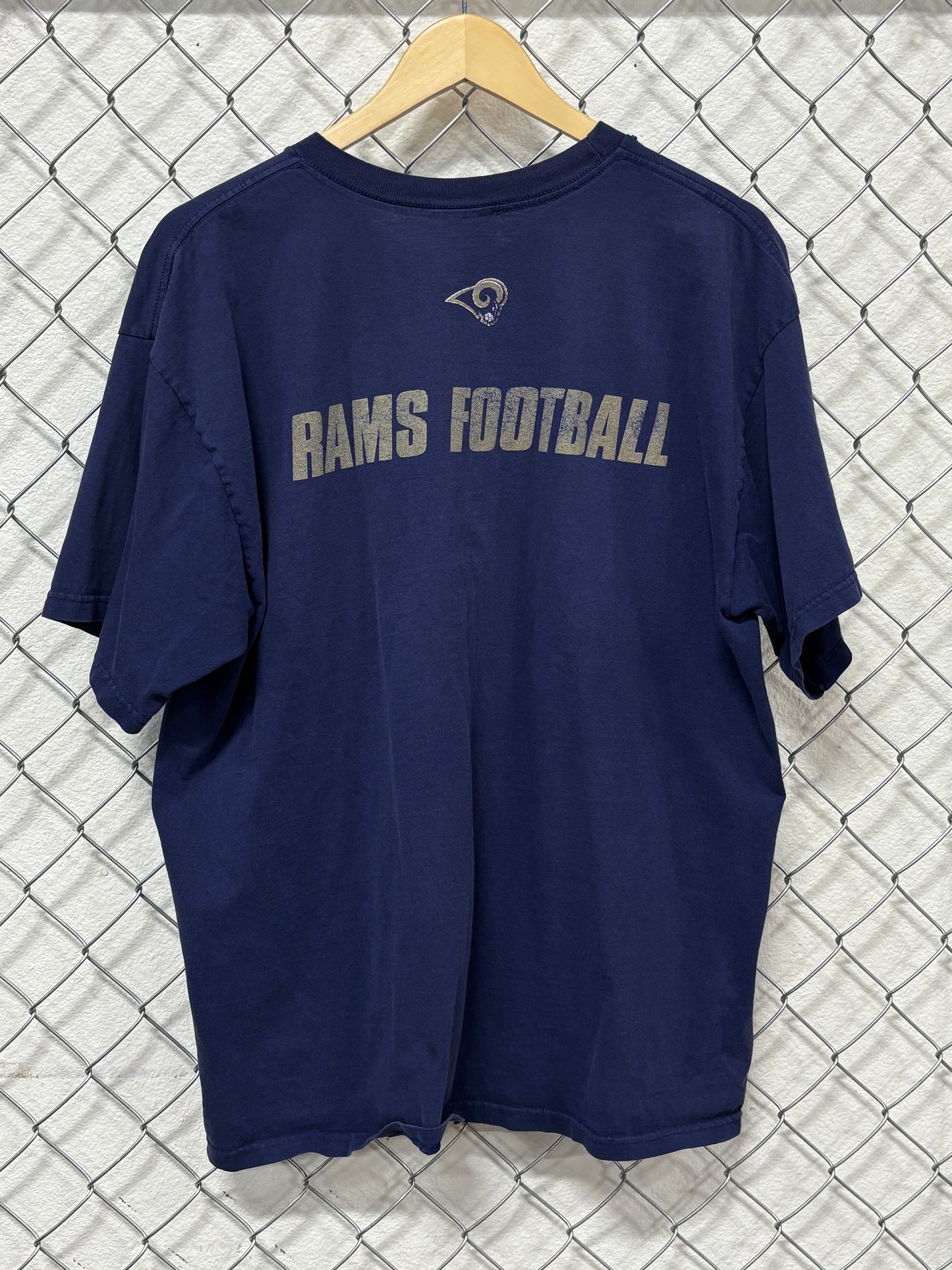 Vintage Y2K Nike St Louis Rams Center Swoosh Football Tee Size XL