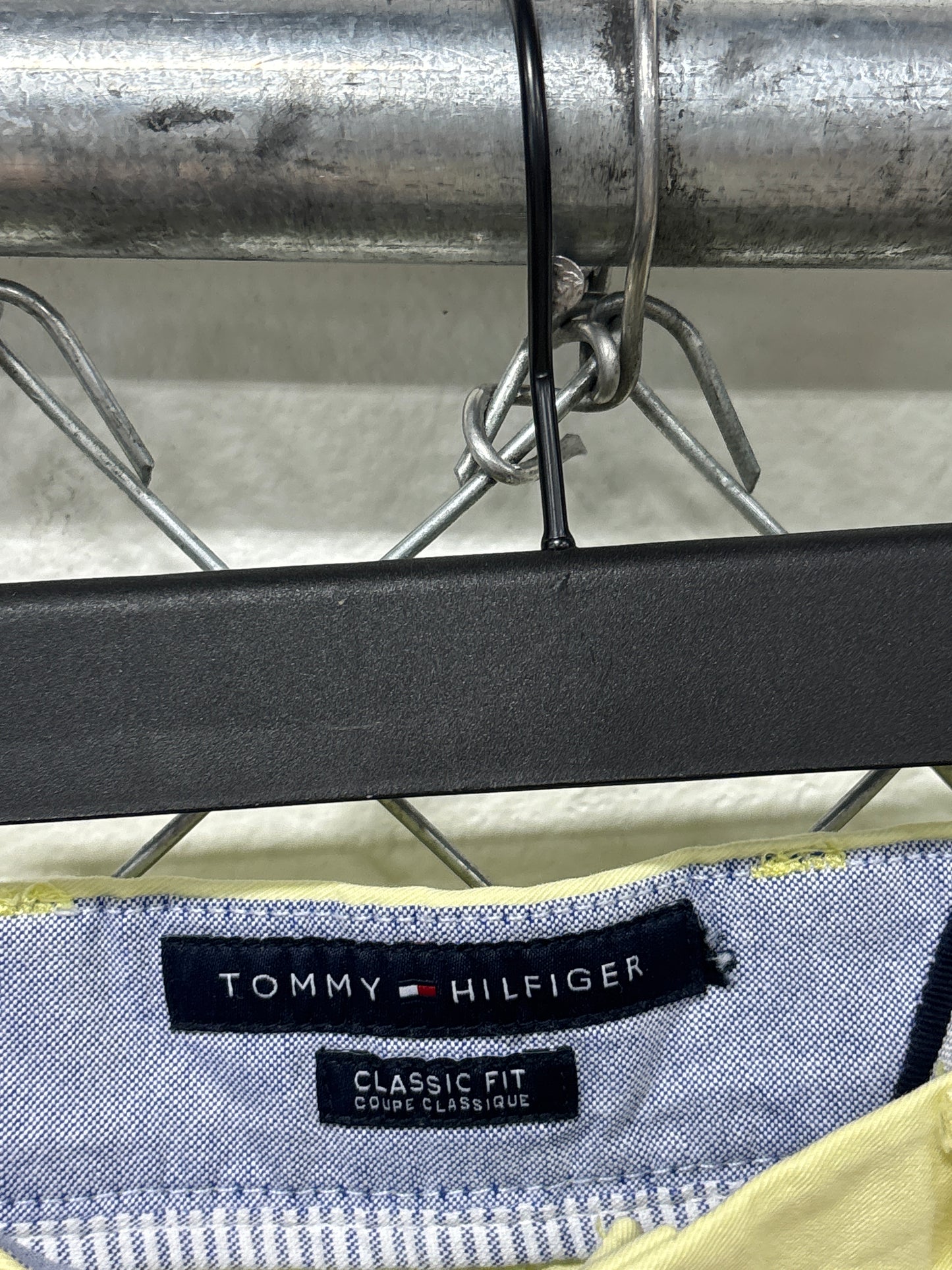 Tommy Hilfiger Classic Fit Yellow Summer Shorts Size 34